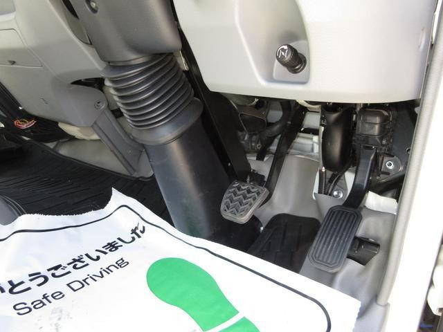 トヨタトヨエース平ボディ小型（2t・3t）[写真24]