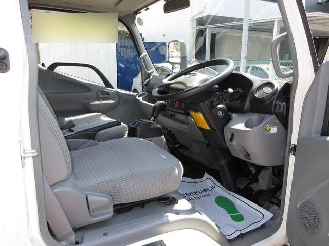 トヨタトヨエース平ボディ小型（2t・3t）[写真36]