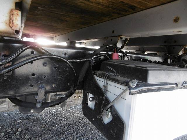 日野デュトロ平ボディ小型（2t・3t）[写真19]