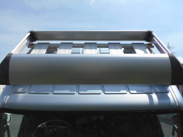 日産アトラス平ボディ小型（2t・3t）[写真13]