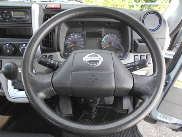 日産アトラス平ボディ小型（2t・3t）[写真28]