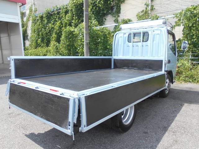 日産アトラス平ボディ小型（2t・3t）[写真09]