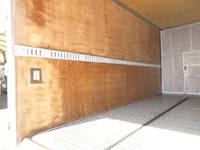 日野デュトロアルミバン小型（2t・3t）[写真17]