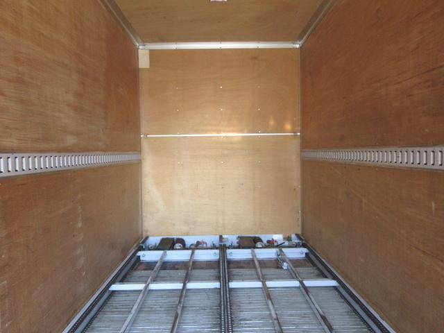 日野デュトロアルミバン小型（2t・3t）[写真21]