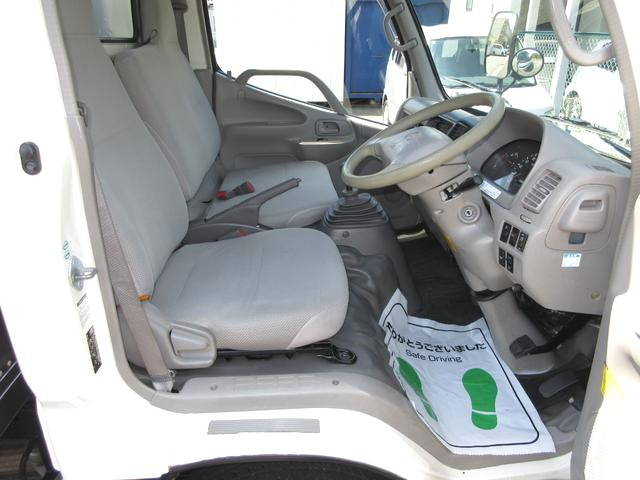 日野デュトロアルミバン小型（2t・3t）[写真25]