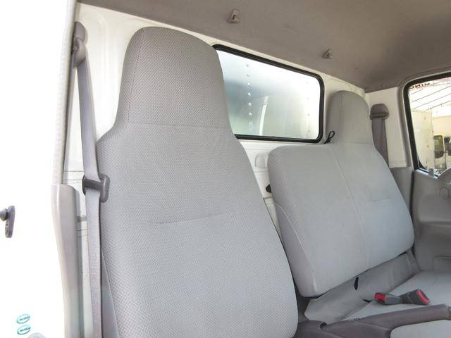 日野デュトロアルミバン小型（2t・3t）[写真26]