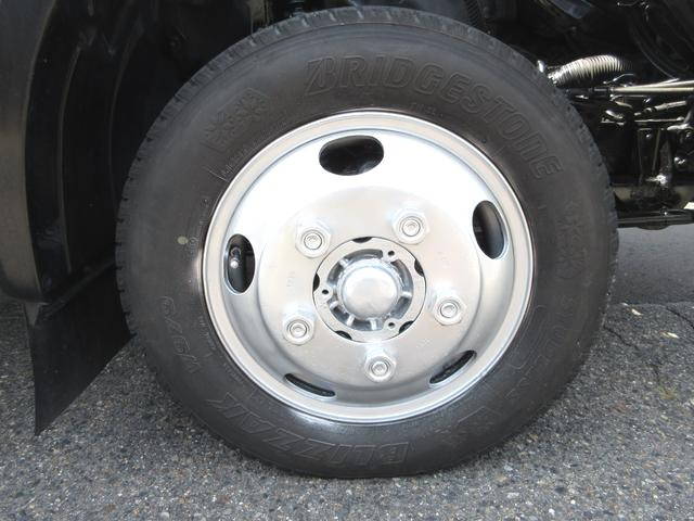 日野デュトロアルミバン小型（2t・3t）[写真31]