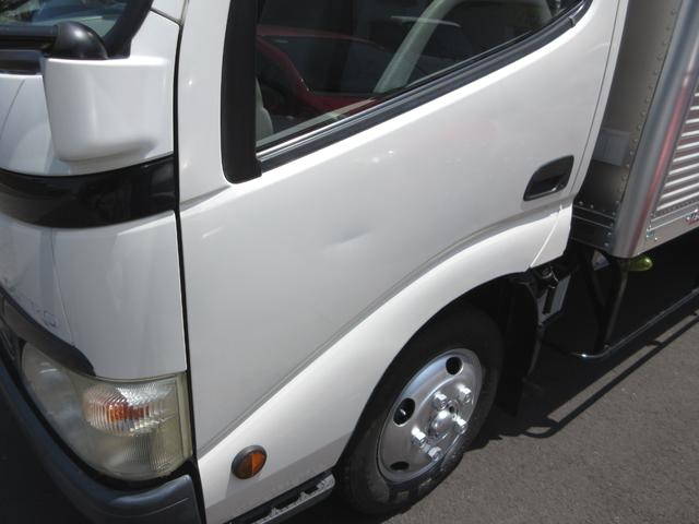 日野デュトロアルミバン小型（2t・3t）[写真35]
