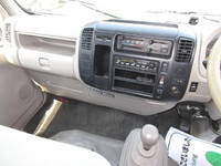 日野デュトロアルミバン小型（2t・3t）[写真08]