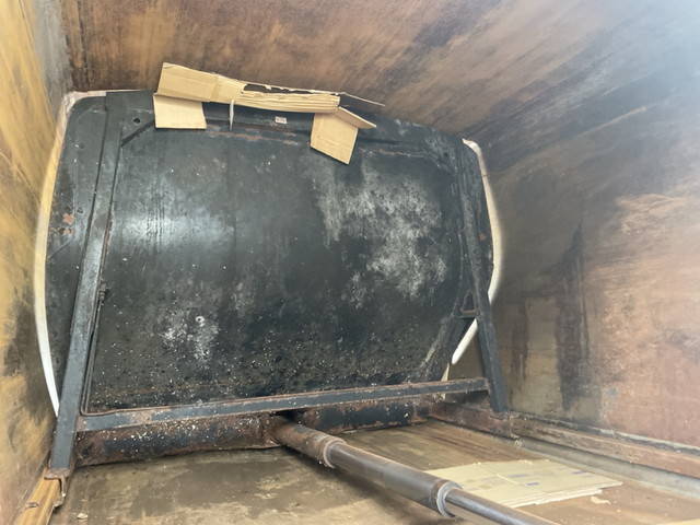 いすゞフォワードパッカー車（塵芥車）増トン（6t・8t）[写真14]