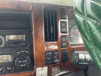 いすゞフォワードパッカー車（塵芥車）増トン（6t・8t）[写真36]