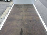 トヨタトヨエースアルミウイング小型（2t・3t）[写真23]