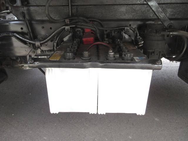 トヨタトヨエースアルミウイング小型（2t・3t）[写真34]