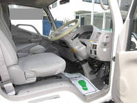 トヨタトヨエースアルミウイング小型（2t・3t）[写真09]