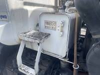 いすゞフォワードパッカー車（塵芥車）中型（4t）[写真12]