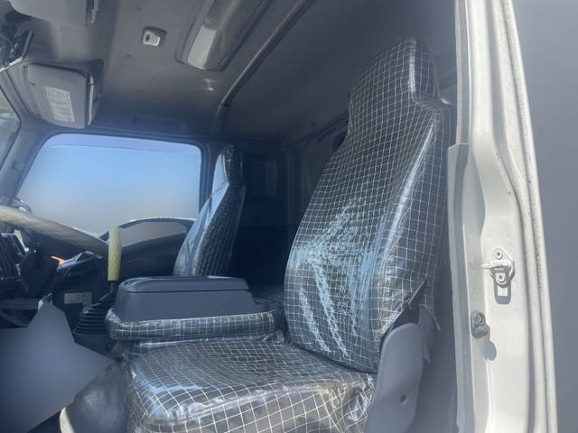 いすゞフォワードパッカー車（塵芥車）中型（4t）[写真31]