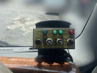 いすゞフォワードパッカー車（塵芥車）中型（4t）[写真37]