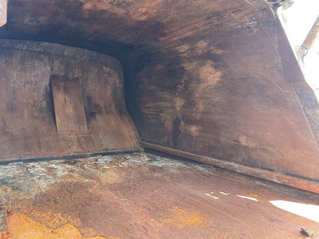 いすゞエルフパッカー車（塵芥車）小型（2t・3t）[写真11]