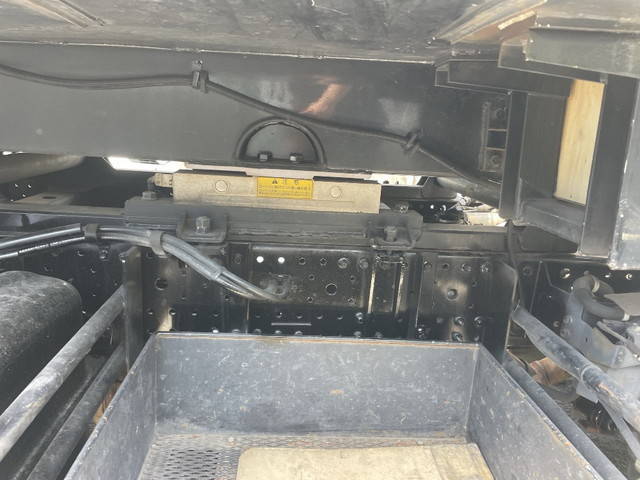 いすゞエルフパッカー車（塵芥車）小型（2t・3t）[写真20]