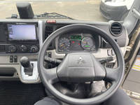 三菱ふそうキャンターアルミブロック小型（2t・3t）[写真10]