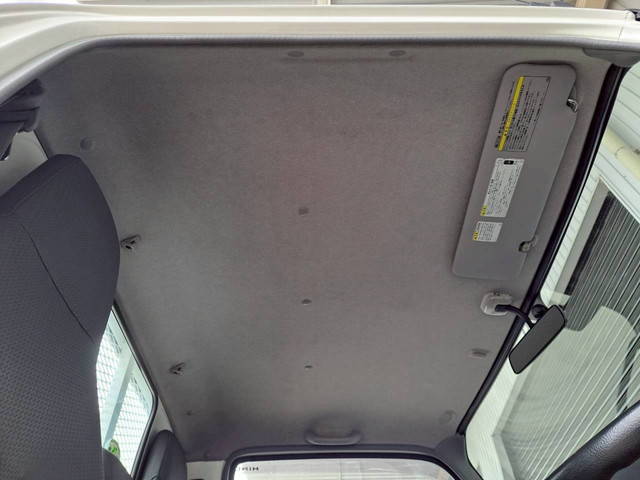 日野デュトロ平ボディ小型（2t・3t）[写真11]