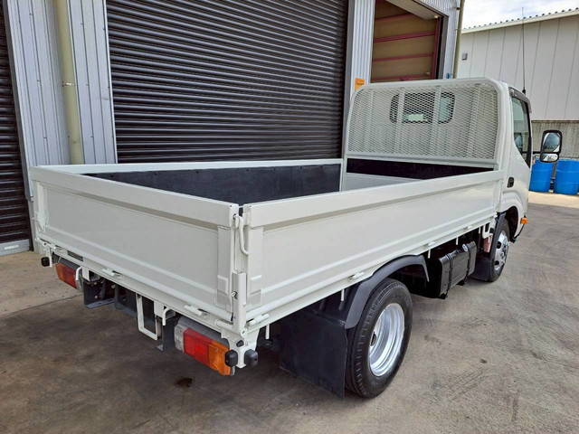 日野デュトロ平ボディ小型（2t・3t）[写真02]