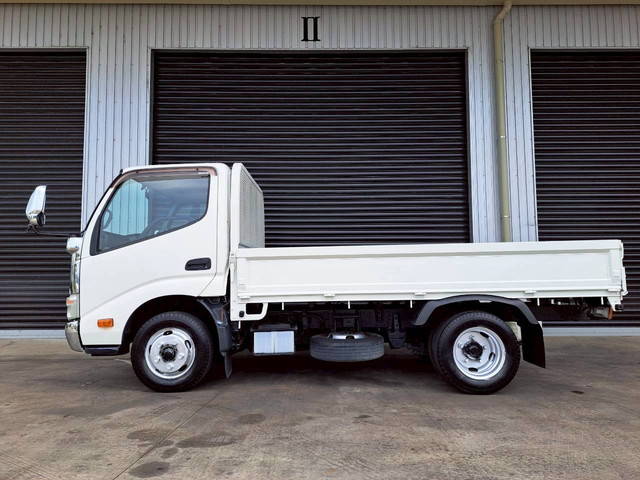 日野デュトロ平ボディ小型（2t・3t）[写真05]