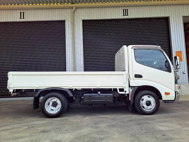日野デュトロ平ボディ小型（2t・3t）[写真07]