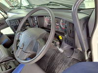 いすゞギガダンプ大型（10t）[写真13]