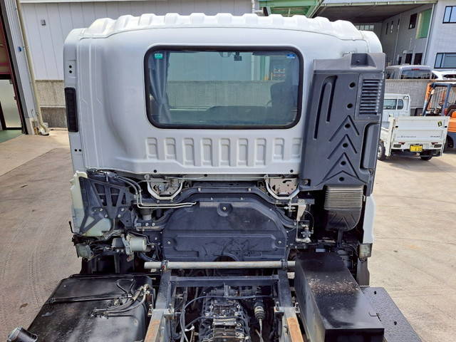 いすゞギガダンプ大型（10t）[写真14]