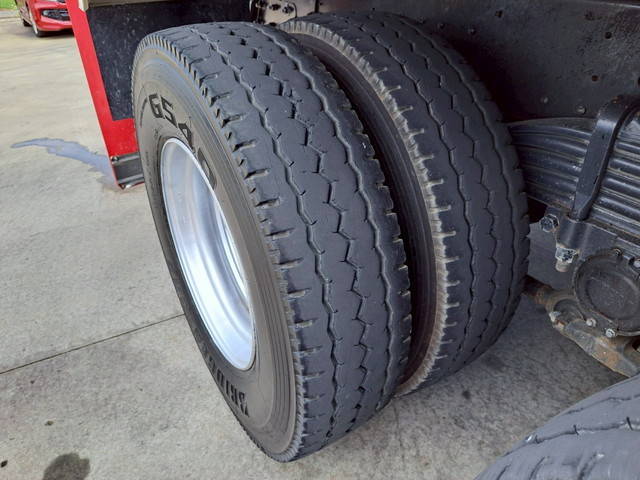 いすゞギガダンプ大型（10t）[写真23]