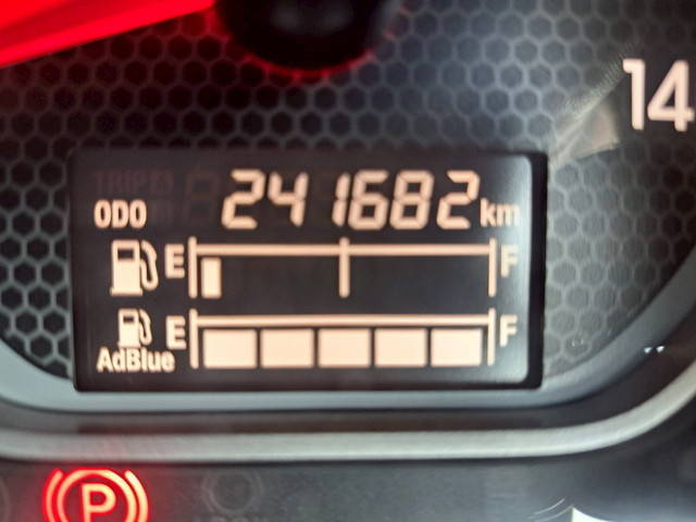 いすゞギガダンプ大型（10t）[写真29]