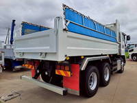 いすゞギガダンプ大型（10t）[写真05]