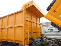 いすゞフォワード深ダンプ（土砂禁ダンプ）中型（4t）[写真13]