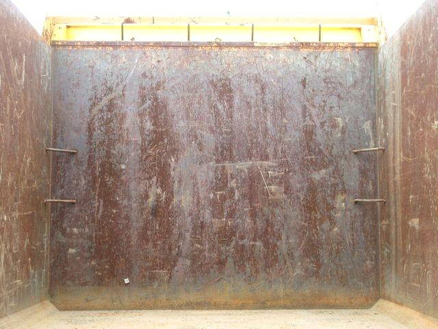 いすゞフォワード深ダンプ（土砂禁ダンプ）中型（4t）[写真18]