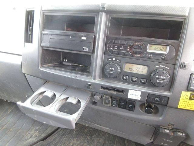 いすゞフォワード深ダンプ（土砂禁ダンプ）中型（4t）[写真36]