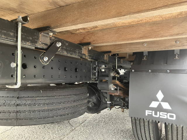 三菱ふそうキャンタークレーン4段小型（2t・3t）[写真25]