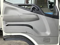 三菱ふそうキャンタークレーン4段小型（2t・3t）[写真29]