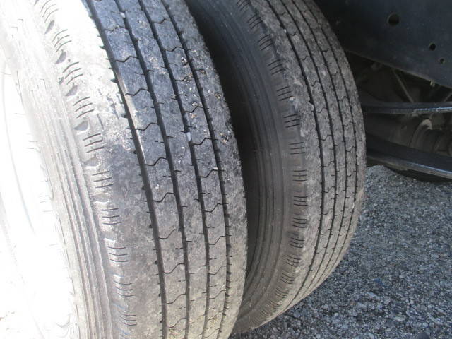 いすゞエルフ平ボディ小型（2t・3t）[写真08]