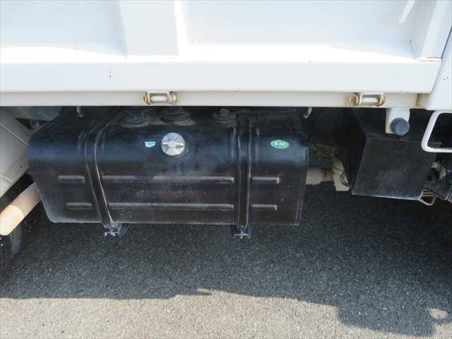 日野デュトロダンプ小型（2t・3t）[写真12]