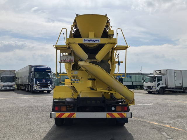 いすゞギガミキサー車（コンクリートミキサー）大型（10t）[写真10]