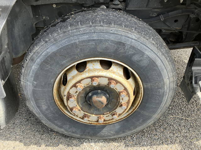 いすゞギガミキサー車（コンクリートミキサー）大型（10t）[写真23]