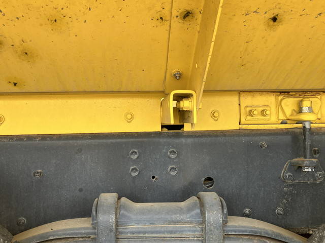 いすゞギガミキサー車（コンクリートミキサー）大型（10t）[写真28]