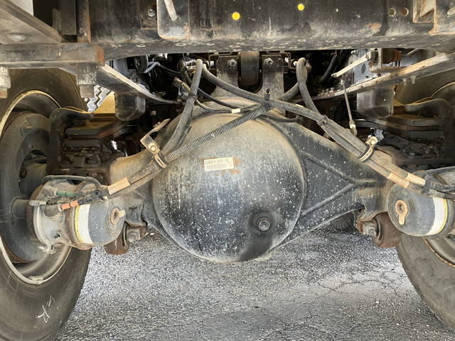 いすゞギガミキサー車（コンクリートミキサー）大型（10t）[写真30]