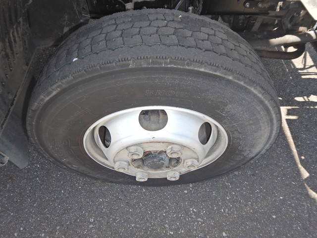 日野レンジャーアルミウイング中型（4t）[写真14]