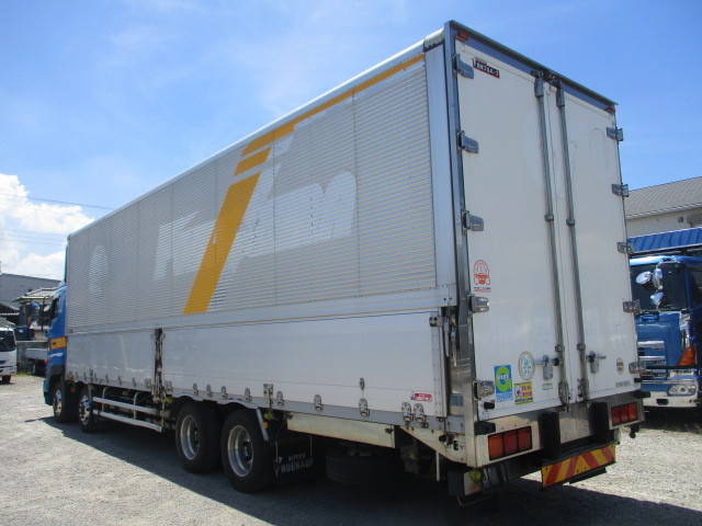 日野プロフィアアルミウイング大型（10t）[写真02]