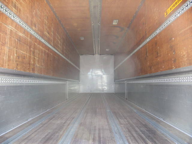 日野プロフィアアルミウイング大型（10t）[写真21]