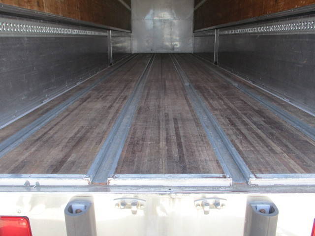 日野プロフィアアルミウイング大型（10t）[写真25]