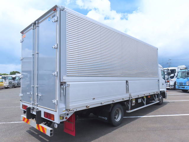 日野レンジャーアルミウイング中型（4t）[写真02]