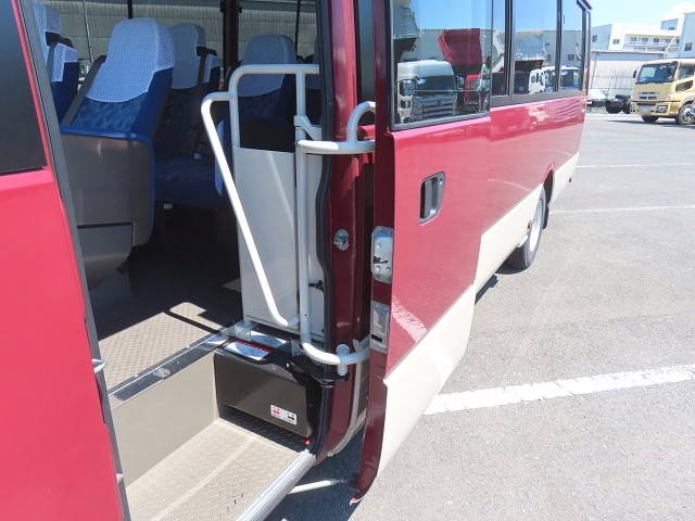 三菱ふそうローザマイクロバス[写真18]